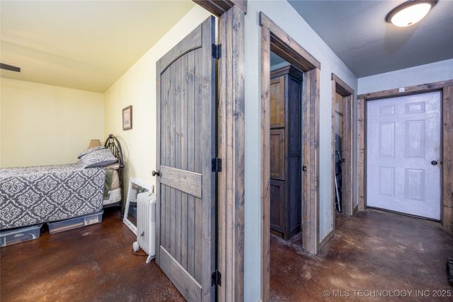 3633 Sawmill, Caddo, OK 74729