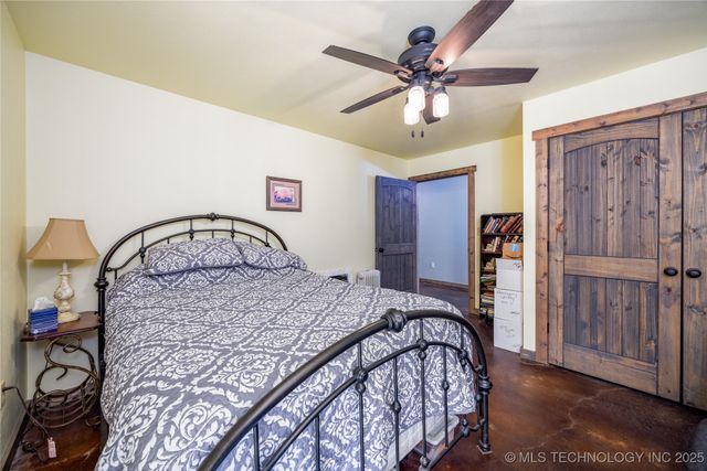 3633 Sawmill, Caddo, OK 74729