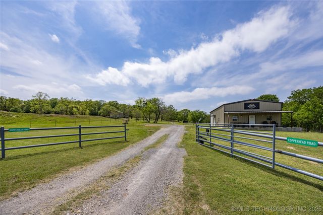 3633 Sawmill, Caddo, OK 74729