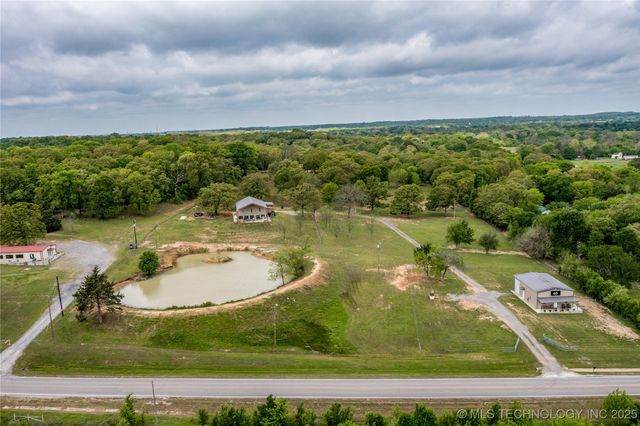 3633 Sawmill, Caddo, OK 74729