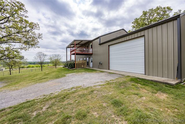 3633 Sawmill, Caddo, OK 74729