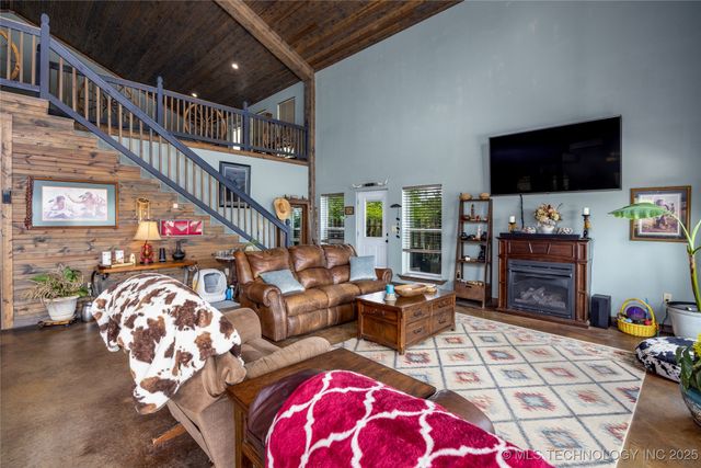 3633 Sawmill, Caddo, OK 74729