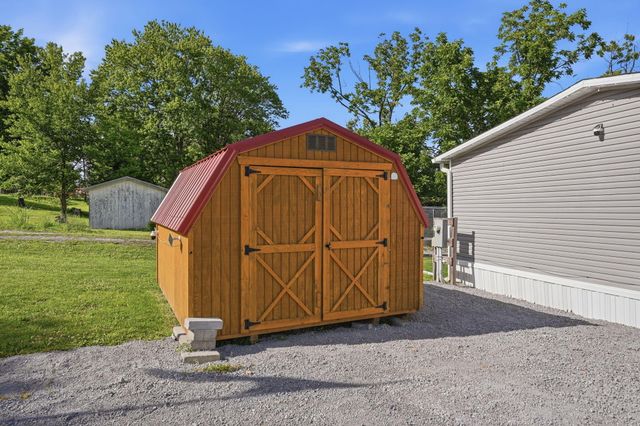 107 Hawthorne Street, Glencoe, KY 41046