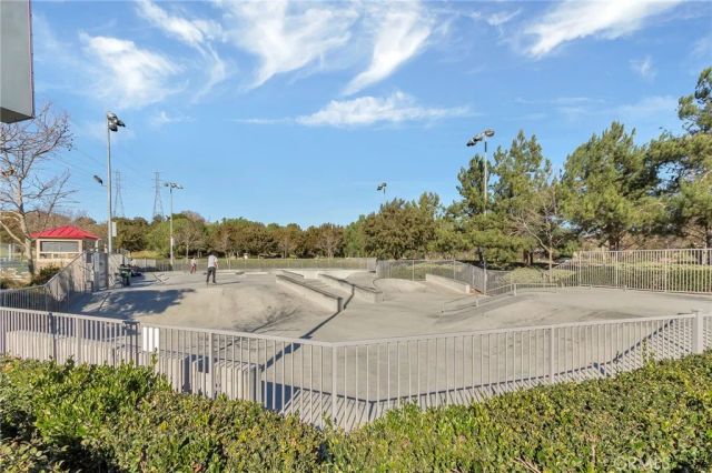 4 Toribeth Street 8, Ladera Ranch, CA 92694