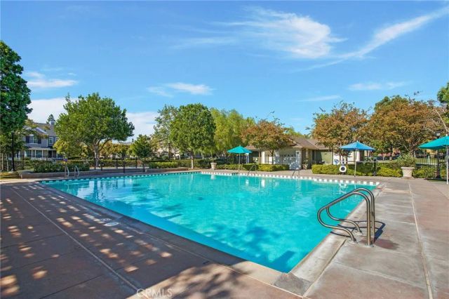 4 Toribeth Street 8, Ladera Ranch, CA 92694