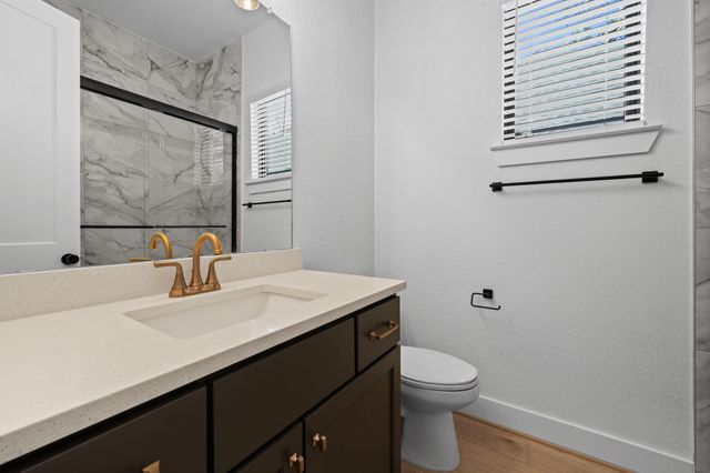 564 Tawny Rim Drive, Willis, TX 77318