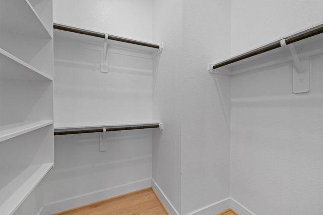 564 Tawny Rim Drive, Willis, TX 77318