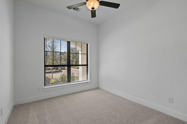 564 Tawny Rim Drive, Willis, TX 77318