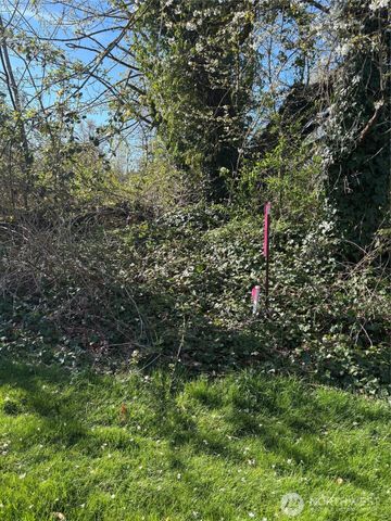 2421 98th Avenue Ct E, Edgewood, WA 98371