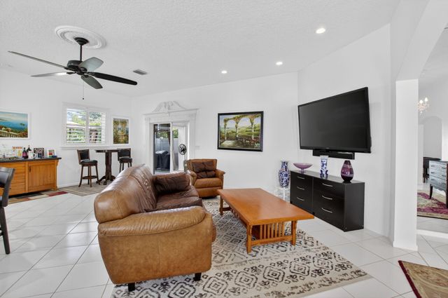 12806 Hampton Lakes Circle, Boynton Beach, FL 33436