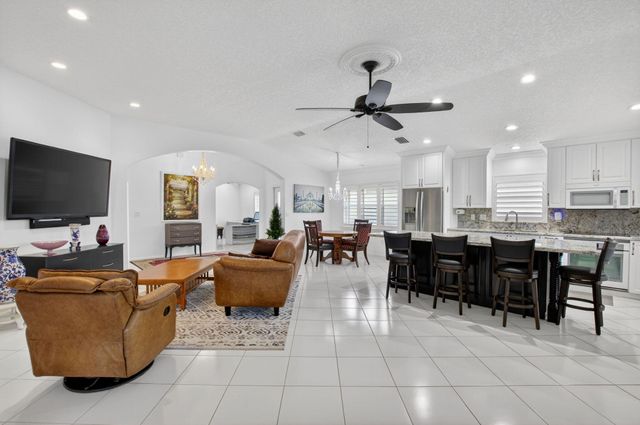 12806 Hampton Lakes Circle, Boynton Beach, FL 33436