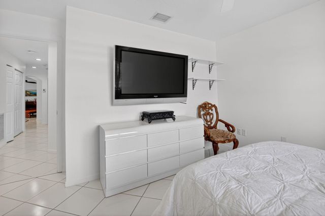 12806 Hampton Lakes Circle, Boynton Beach, FL 33436