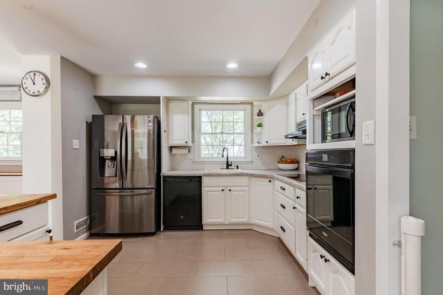 244 PARK RD, Ambler, PA 19002