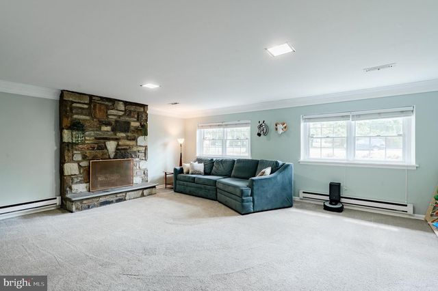 244 PARK RD, Ambler, PA 19002