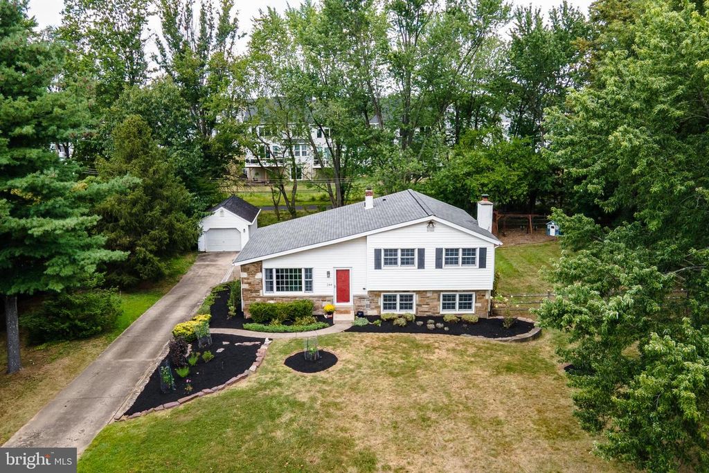 244 PARK RD, Ambler, PA 19002