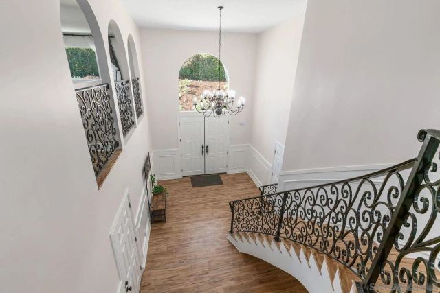 9431 W Lilac Rd, Escondido, CA 92026