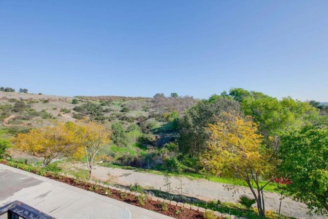 9431 W Lilac Rd, Escondido, CA 92026