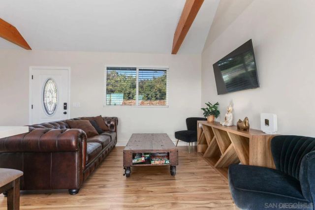 9431 W Lilac Rd, Escondido, CA 92026