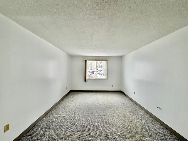 15 Bower Rd B5, Quincy, MA 02169