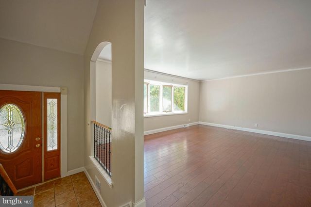 701 CRESTBROOK AVE, Cherry Hill, NJ 08003
