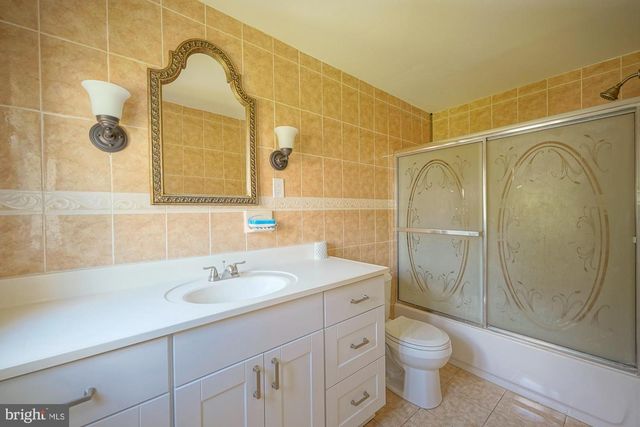 701 CRESTBROOK AVE, Cherry Hill, NJ 08003