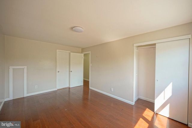 701 CRESTBROOK AVE, Cherry Hill, NJ 08003