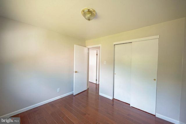 701 CRESTBROOK AVE, Cherry Hill, NJ 08003