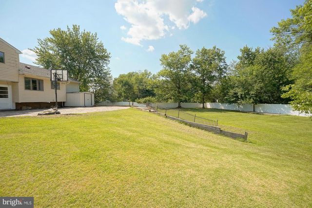 701 CRESTBROOK AVE, Cherry Hill, NJ 08003