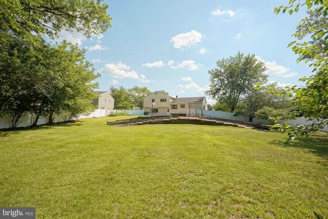 701 CRESTBROOK AVE, Cherry Hill, NJ 08003