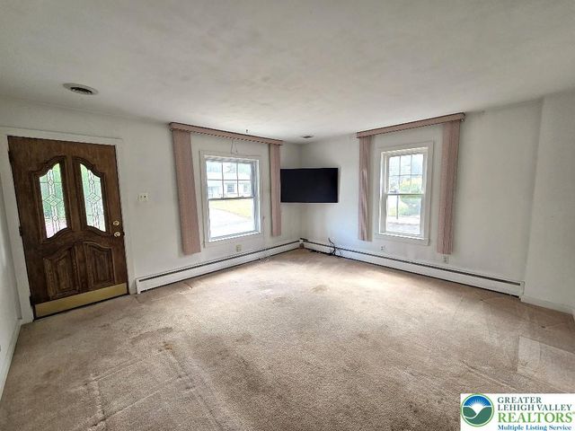 2528 Southwest Broder Street Southwest, Allentown City, PA 18103