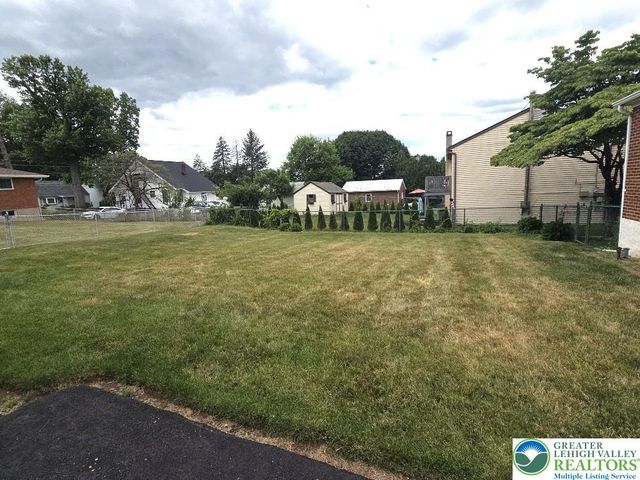 2528 Southwest Broder Street Southwest, Allentown City, PA 18103