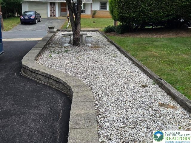 2528 Southwest Broder Street Southwest, Allentown City, PA 18103