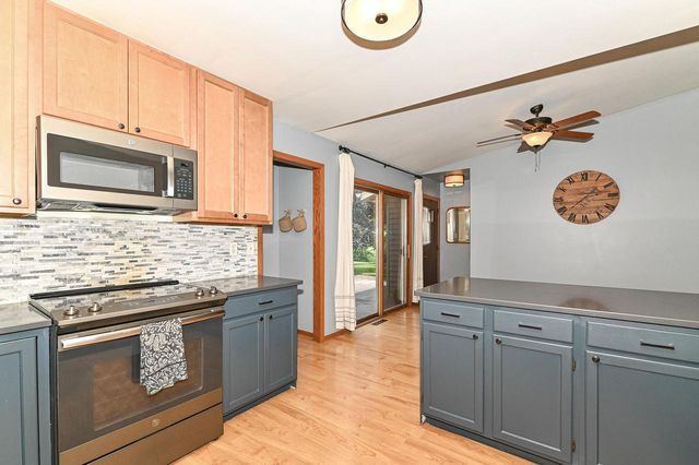 31331 Lake STREET, Burlington, WI 53105
