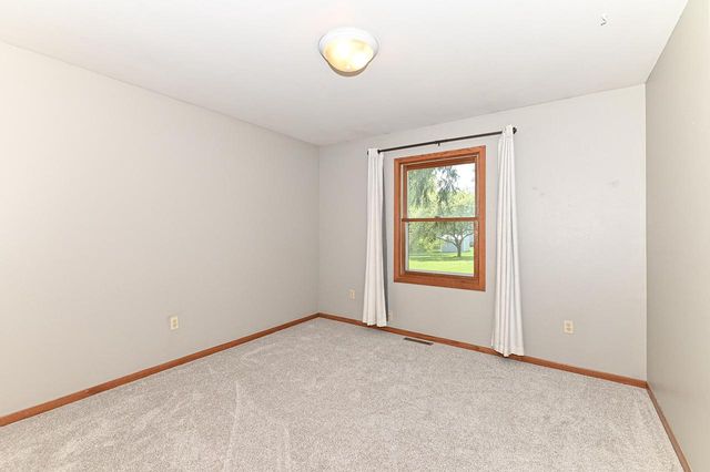 31331 Lake STREET, Burlington, WI 53105