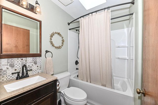 31331 Lake STREET, Burlington, WI 53105