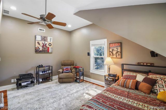 233 Gardenia Avenue, Royal Oak, MI 48067