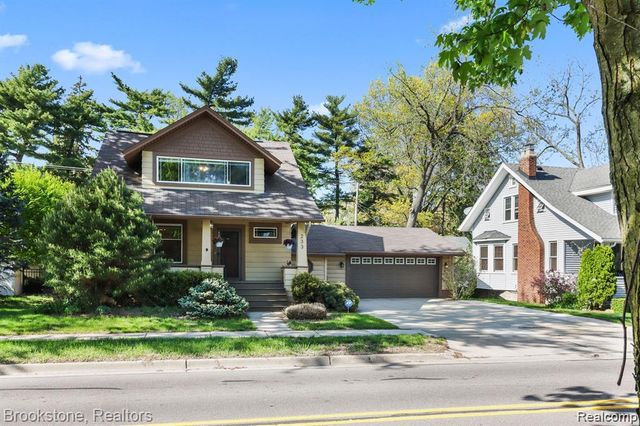 233 Gardenia Avenue, Royal Oak, MI 48067