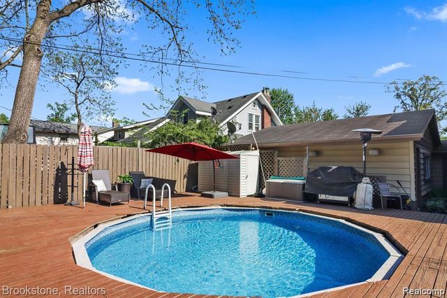 233 Gardenia Avenue, Royal Oak, MI 48067