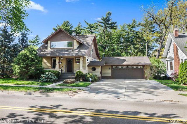 233 Gardenia Avenue, Royal Oak, MI 48067