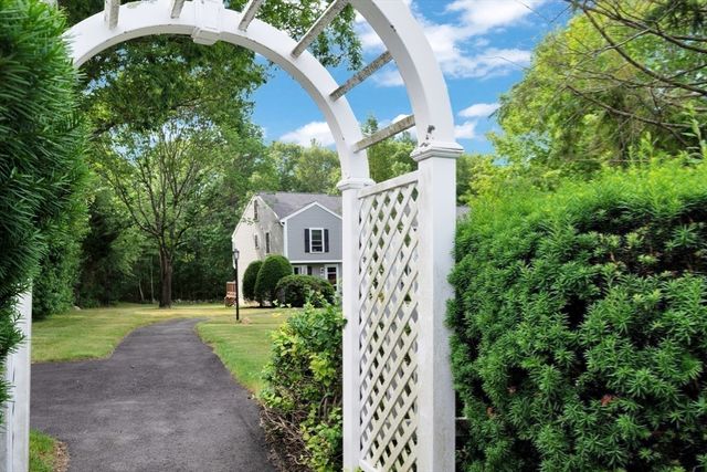103 Standpipe Dr 103, Rockland, MA 02370