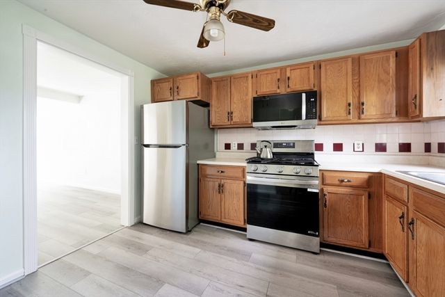103 Standpipe Dr 103, Rockland, MA 02370