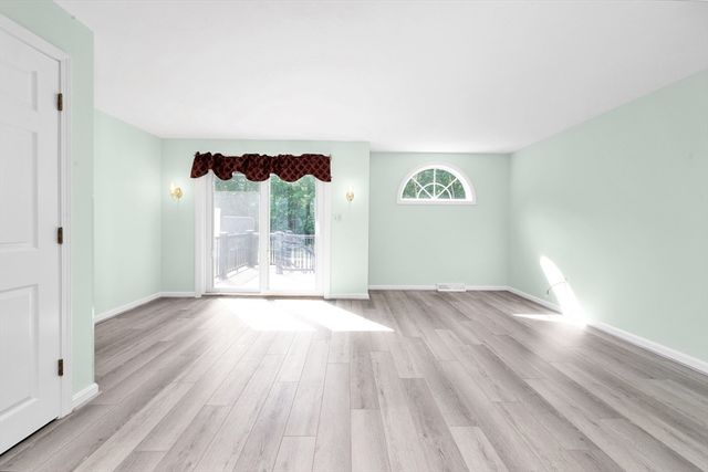103 Standpipe Dr 103, Rockland, MA 02370