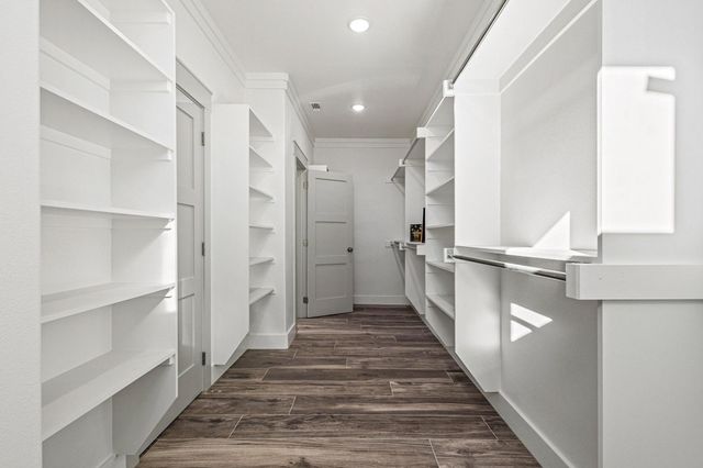 512 Bandera Drive, Howe, TX 75459