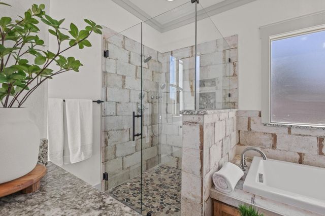 512 Bandera Drive, Howe, TX 75459