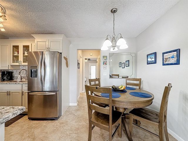 800 SW 11th Avenue 12, Hallandale Beach, FL 33009