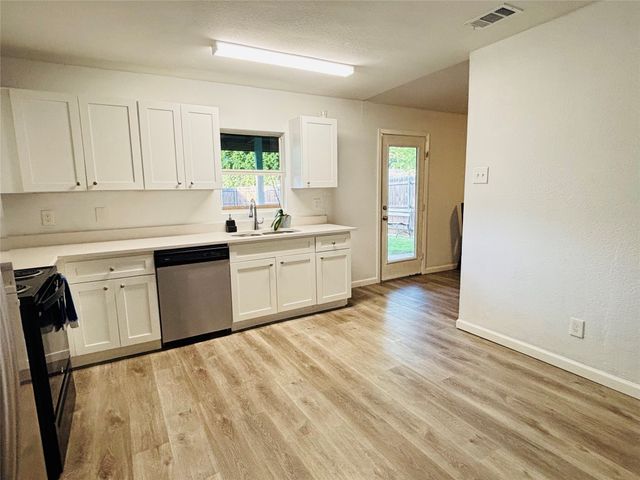 4222 Foliage Drive, Garland, TX 75043