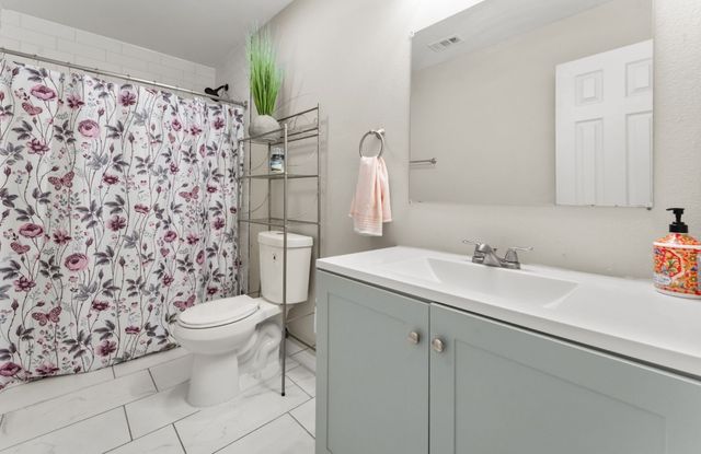 4222 Foliage Drive, Garland, TX 75043