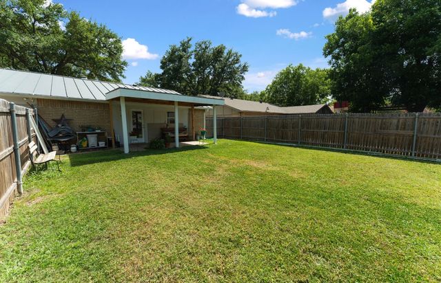 4222 Foliage Drive, Garland, TX 75043
