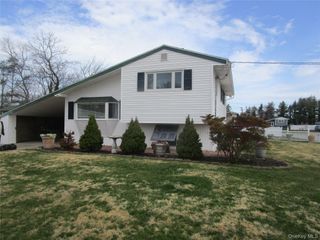 116 Holly Road, Centereach, NY 11720