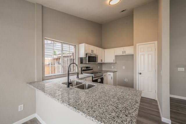1548 High Pointe Lane, Cedar Hill, TX 75104